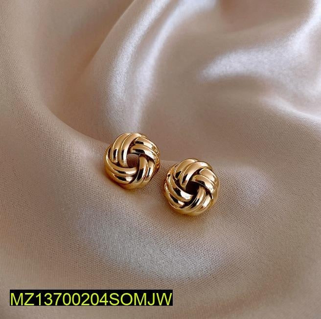 Golden Geometric Studs